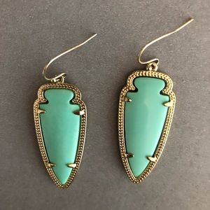 Kendra Scott Arrowhead Earrings